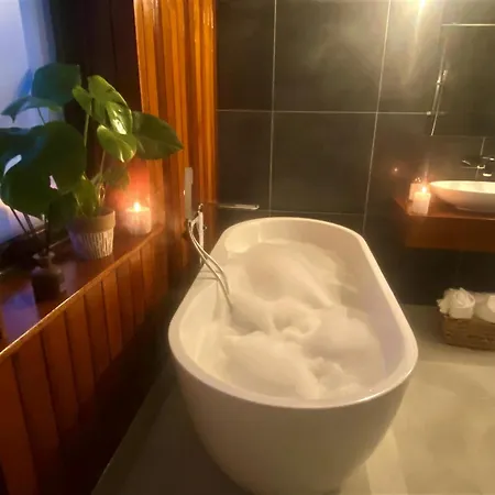 Dillon School House - Luxury In The Countryside Роскоммон