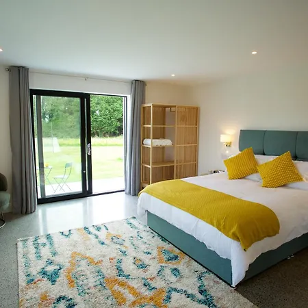 Dillon School House - Luxury In The Countryside *