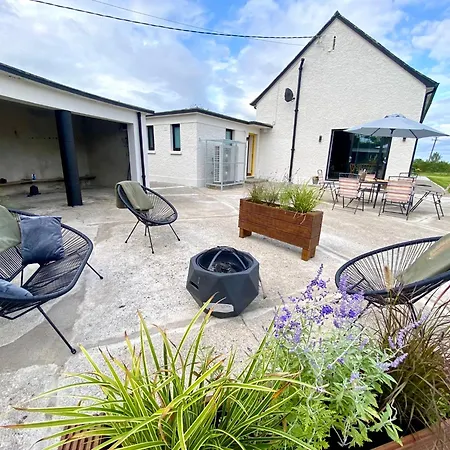 Holiday home Dillon School House - Luxury In The Countryside *