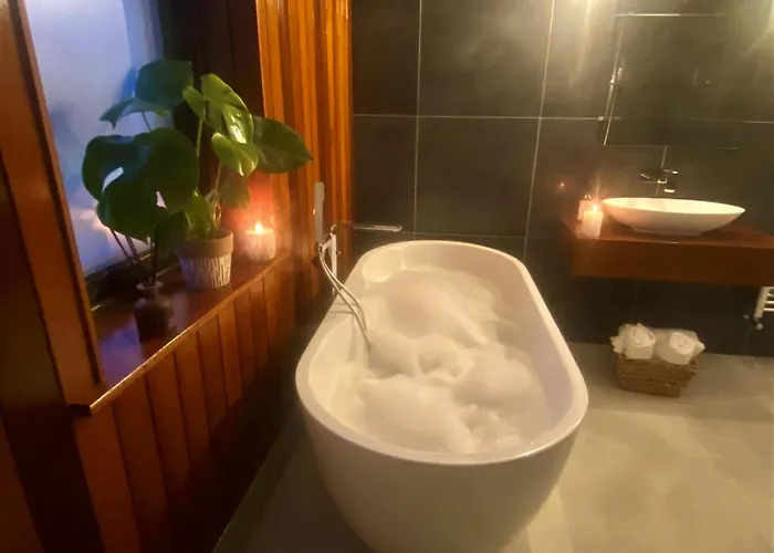 Dillon School House - Luxury In The Countryside 罗斯康芒