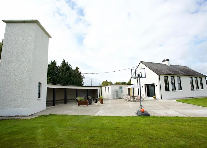 Dillon School House - Luxury In The Countryside *