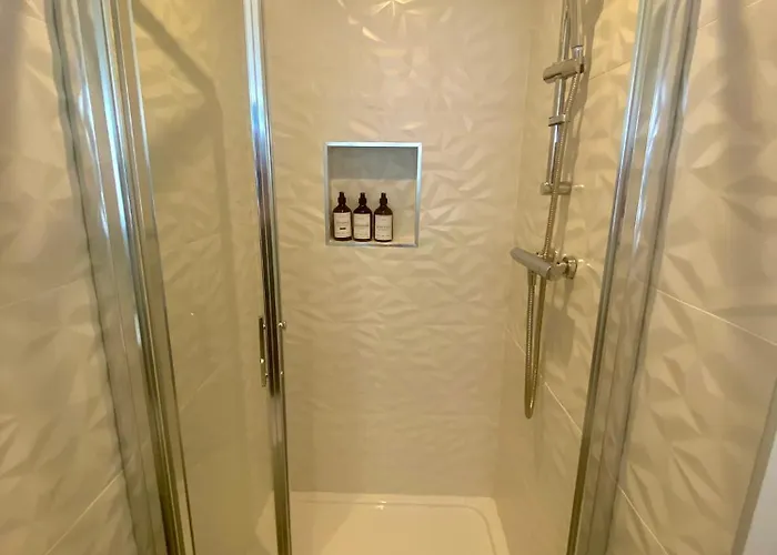 度假居 Dillon School House - Luxury In The Countryside *