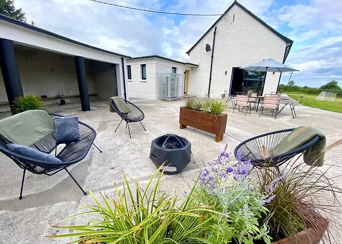 度假居 Dillon School House - Luxury In The Countryside *